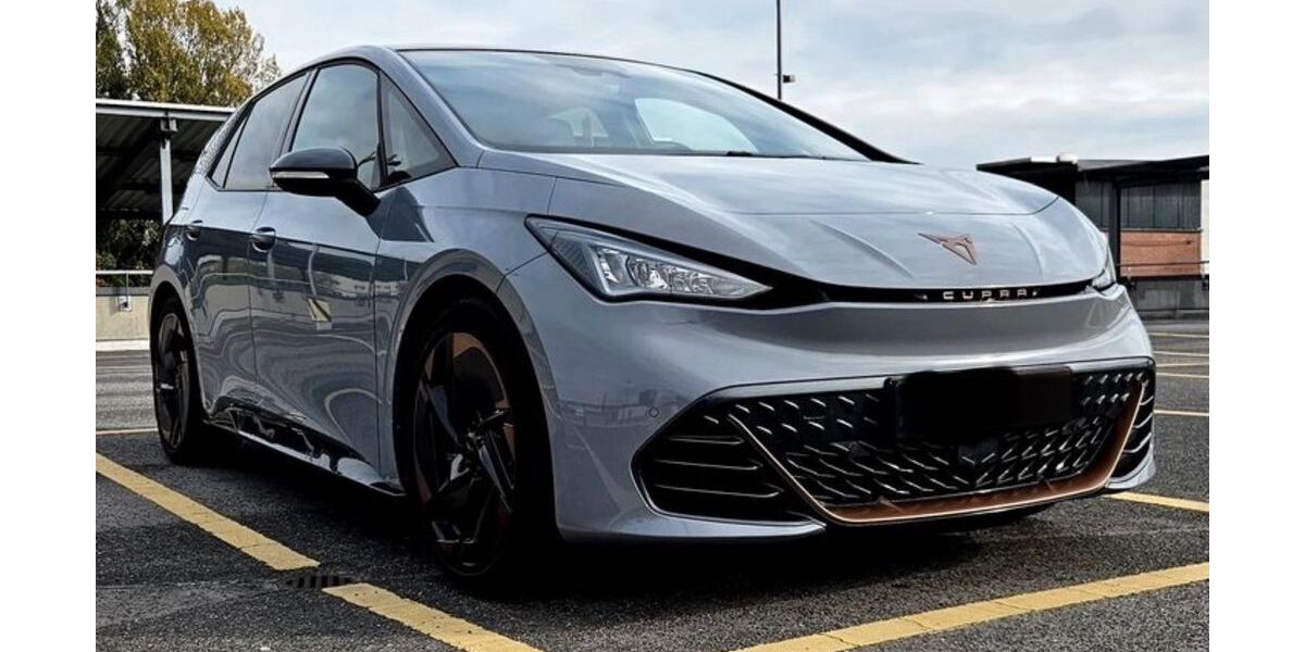 Cupra Born 18.900 km 22.999 &euro; Kamen 59174