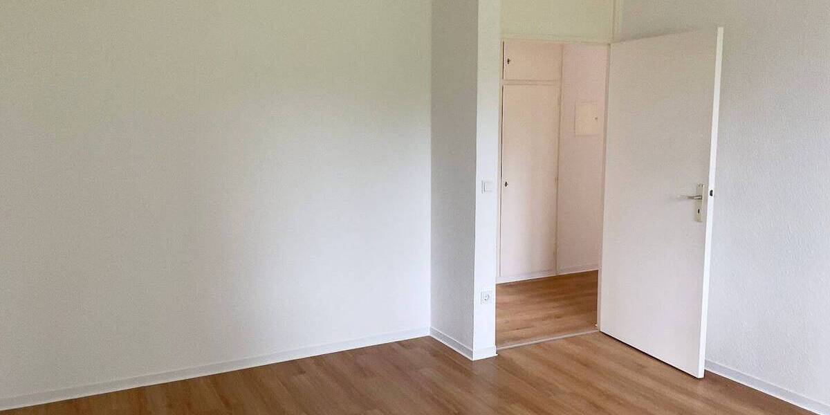 Etagenwohnung Bielefeld Innenstadt - 3 Zimmer, 76 m&sup2;, 680&euro; | Angebot:26874986
