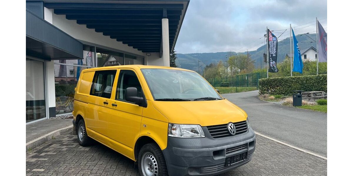 VW T5 Transporter 105.000 km 7.500 &euro; Finnentrop 57413