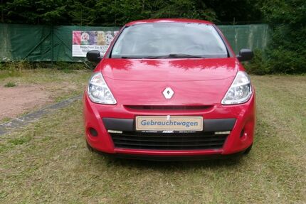 Renault Clio 112.300 km 2.500 &euro; Trusetal 98596