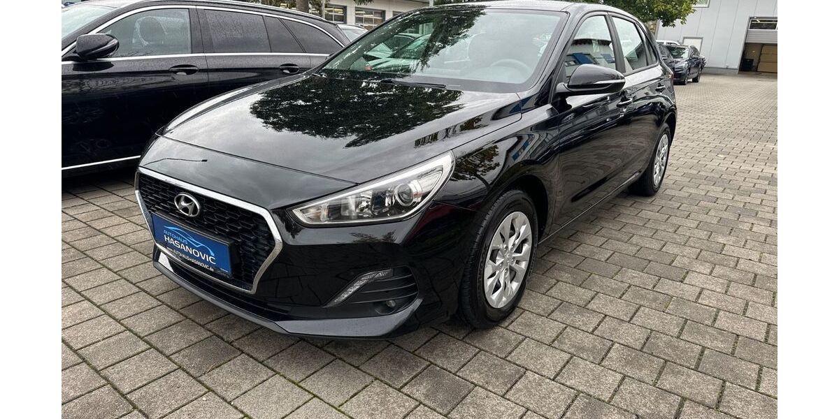 Hyundai i30 134.000 km 11.900 &euro; Dachau (bei München) 85221