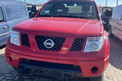 Nissan Navara 203.592 km 4.900 &euro; Hornstorf/ Kritzow 23970