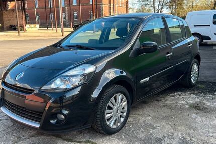 Renault Clio 147.214 km 3.300 &euro; Dessau-Roßlau 06862