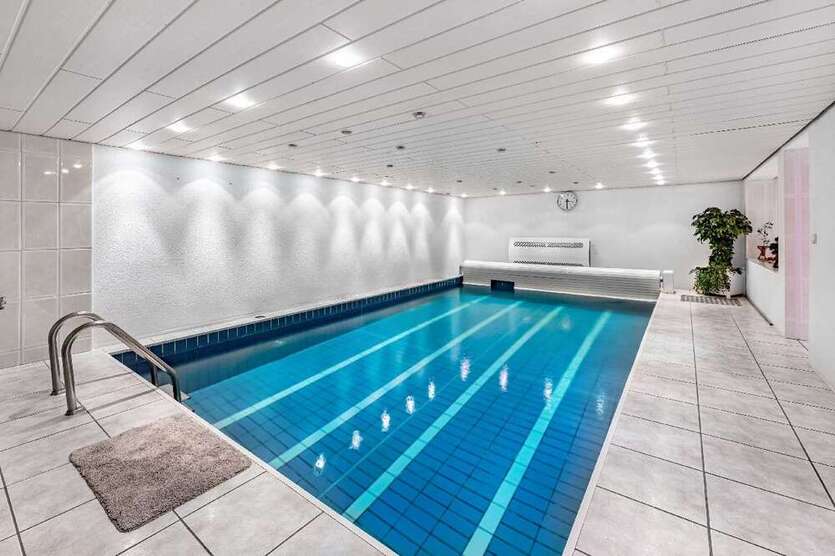 Haus zum Kaufen in Remscheid 550.000 € 255 m²