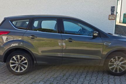Ford Kuga 246.600 km 4.500 &euro; Dorfen 84405