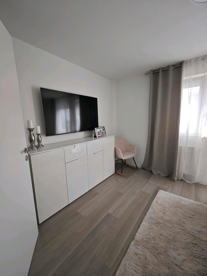Modernes ReihenhausWohnung in bester Lage von Öhringen