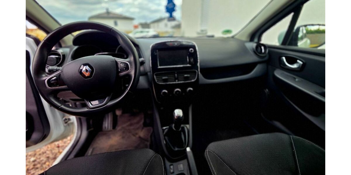 Renault Clio 85.067 km 10.000 &euro; Neu-Bamberg 55546