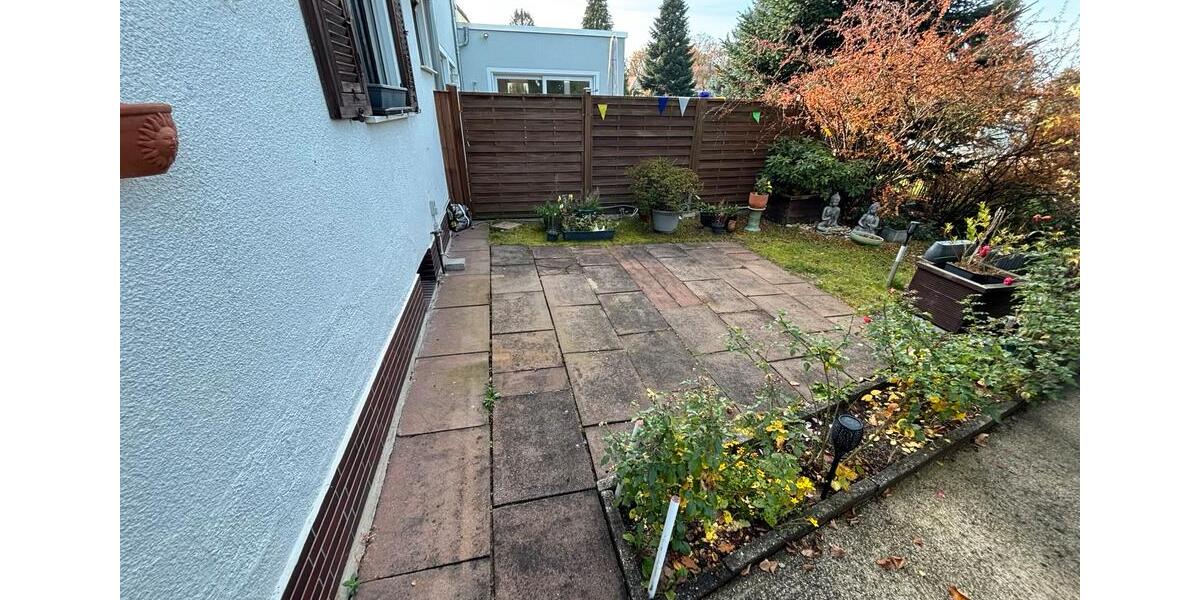 Doppelhaushälfte Nürnberg Herrnhütte - 1 Zimmer, 9 m&sup2;, 1.650&euro; | Angebot:26102329