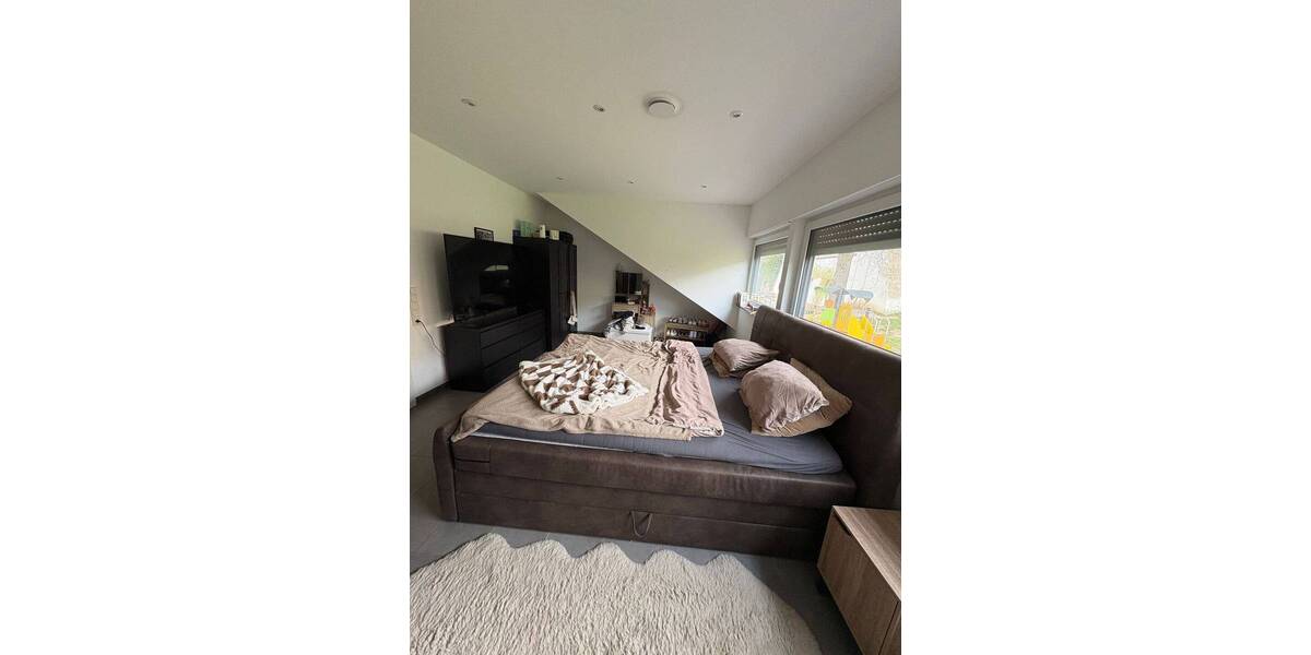 Zimmer Nittel - 2 Zimmer, 80 m&sup2;, 1.350&euro; | Angebot:26319666