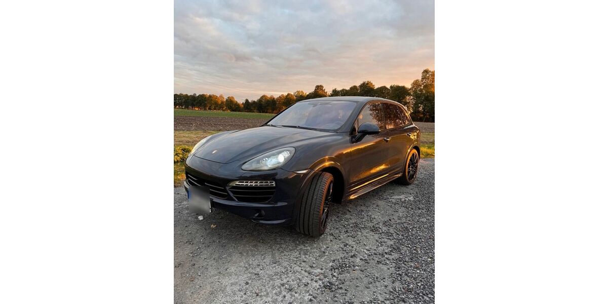 Porsche Cayenne 250.000 km 25.990 &euro; Braunschweig 38118