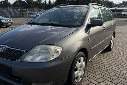 Toyota Corolla 212.944 km 3.000 &euro; Hohenmölsen 06679