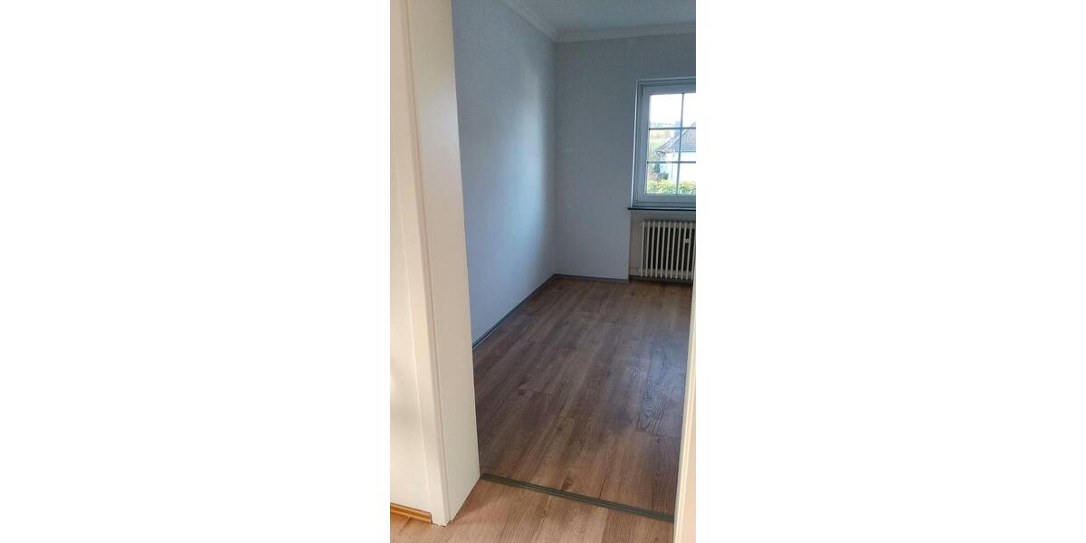 Etagenwohnung Weilrod - 4 Zimmer, 100 m&sup2;, 280.000&euro; | Angebot:26162807