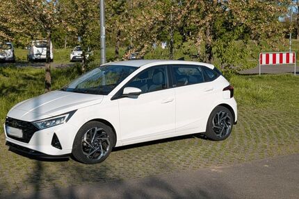 Hyundai i20 56.000 km 15.500 &euro; Karlsruhe 76137