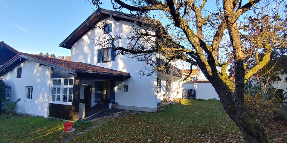 Mehrfamilienhaus, Wohnhaus Frasdorf - 8 Zimmer, 173 m&sup2;, 680.000&euro; | Angebot:26072940