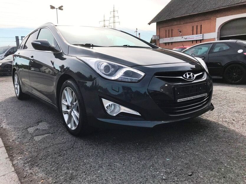 Hyundai i40 217.476 km 7.499 € Unna 59425