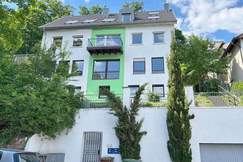 Haus zum Kaufen in Stuttgart 1.350.000 € 276 m²