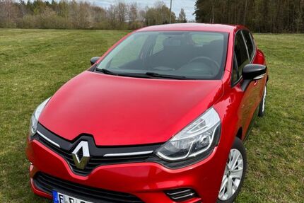 Renault Clio 43.000 km 8.000 &euro; Hellenthal 53940