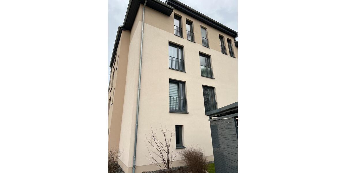 Erdgeschoßwohnung Bestensee - 4 Zimmer, 100 m&sup2;, 1.550&euro; | Angebot:25498400