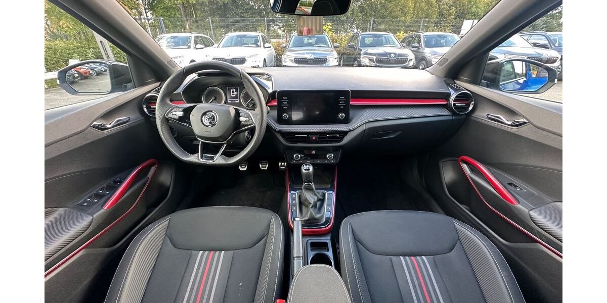 Skoda Fabia 15.000 km 21.480 &euro; Annaberg-Buchholz 09456