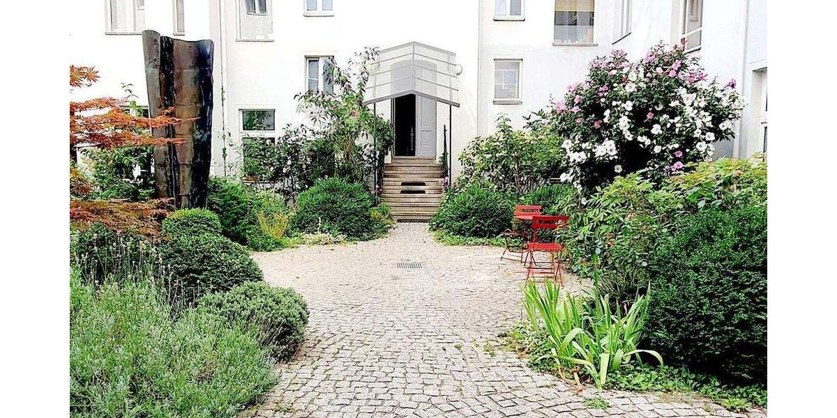 Exklusiv saniert . 2 Bäder . Toplage in Charlottenburg nahe Savignyplatz . unbefristet 4 zimmer