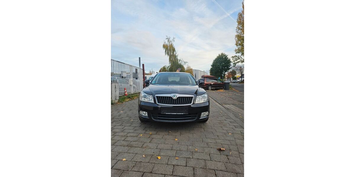 Skoda Octavia 150.000 km 5.199 &euro; Bonn 53227