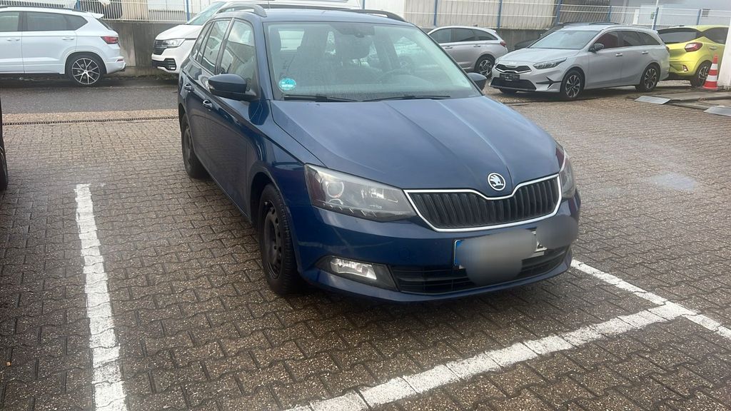Skoda Fabia 199.500 km 5.350 &euro; Düren 52351
