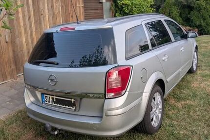 Opel Astra 215.392 km 1.599 &euro; Hennef (Sieg) 53773