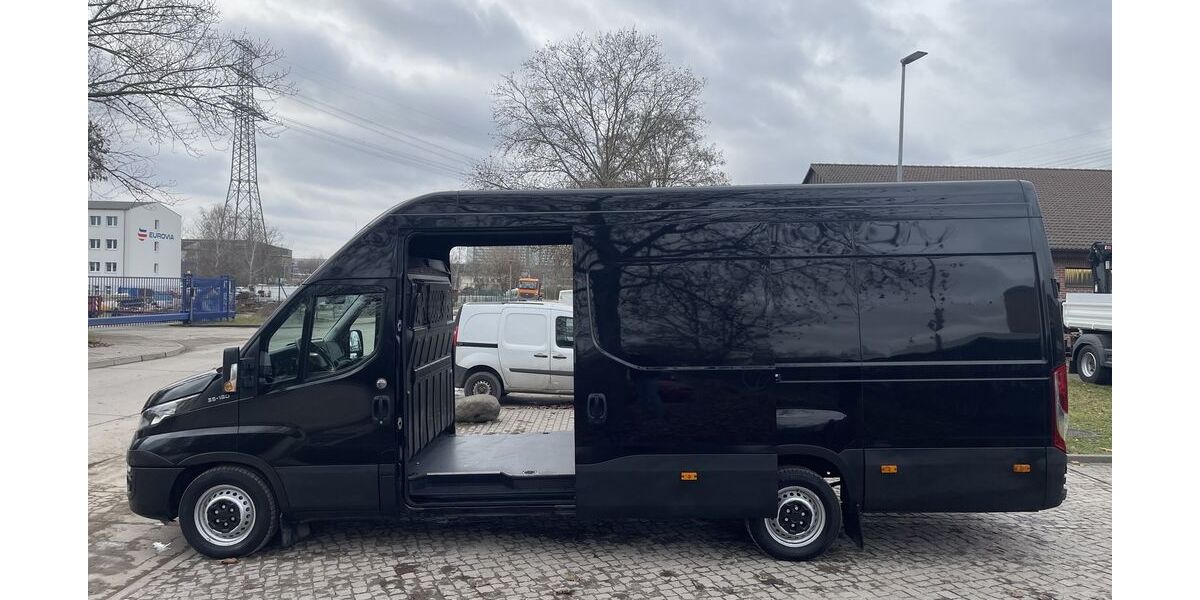IVECO Andere 150.000 km 19.635 &euro; Berlin 12681