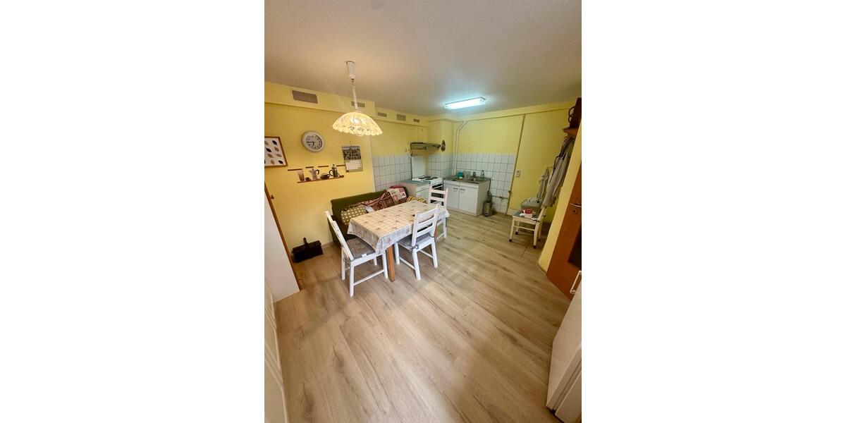 Provisionsfrei - Großzügiges Familen-Mehrgenerationenhaus 284qm 12.5 zimmer