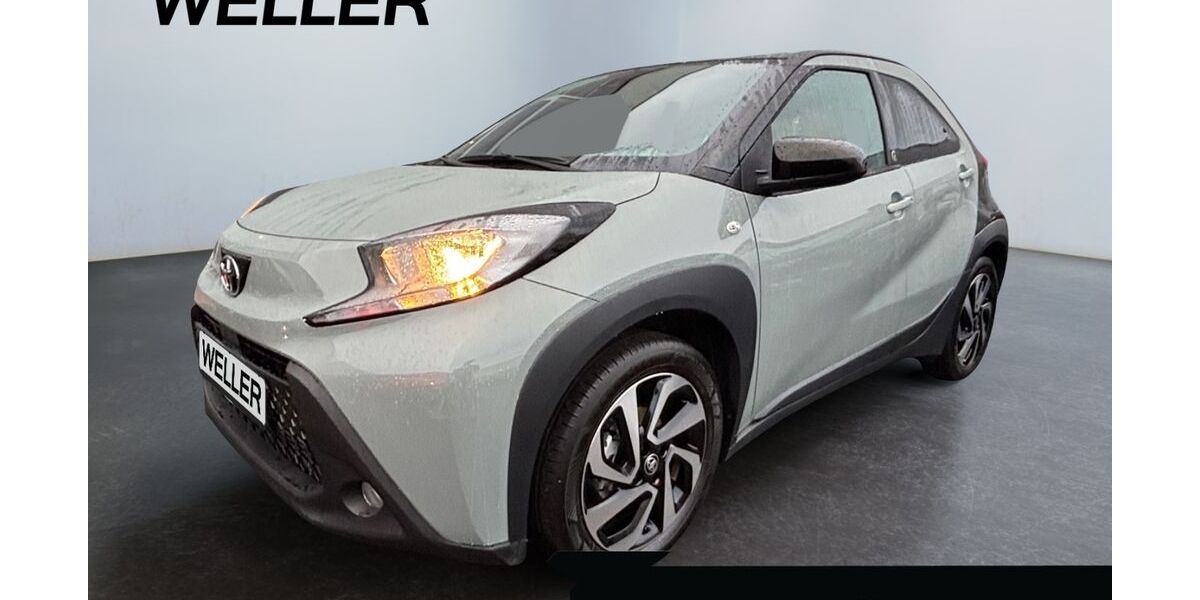 Toyota Aygo (X) 7.000 km 17.670 &euro; Dortmund 44143