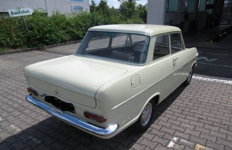 Opel Kadett 68.000 km 8.250 € Kredenbach 97839