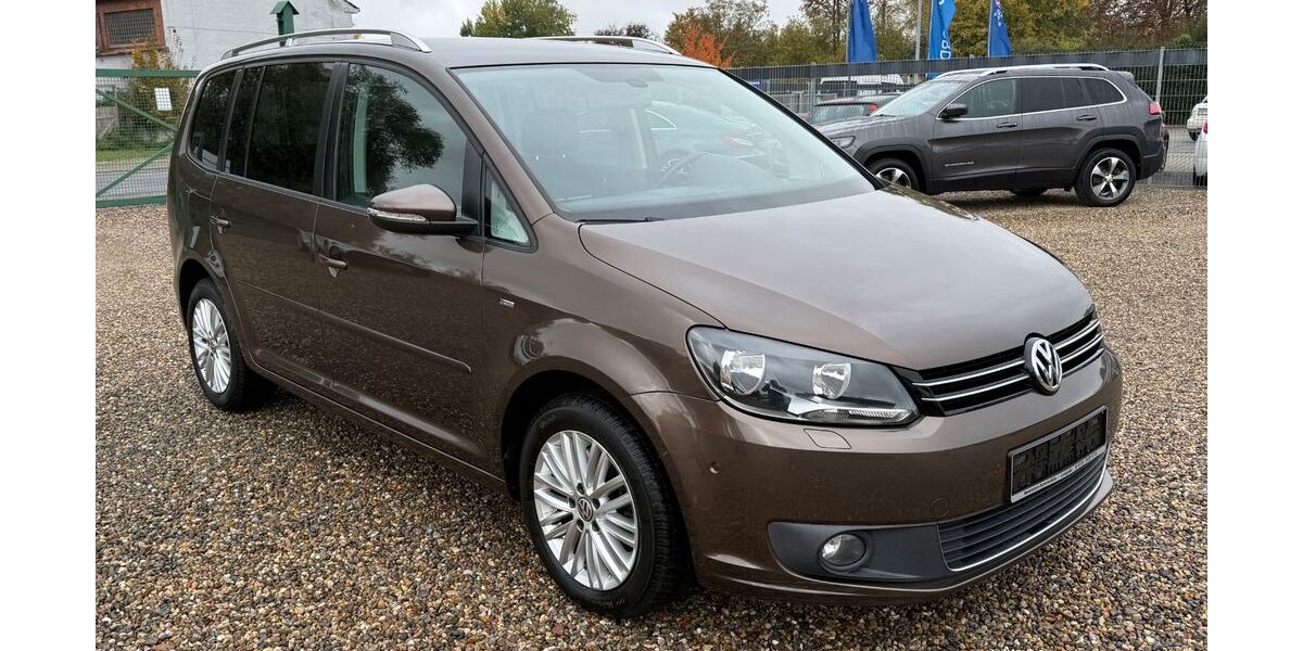 VW Touran 171.068 km 10.990 € Lengede 38268