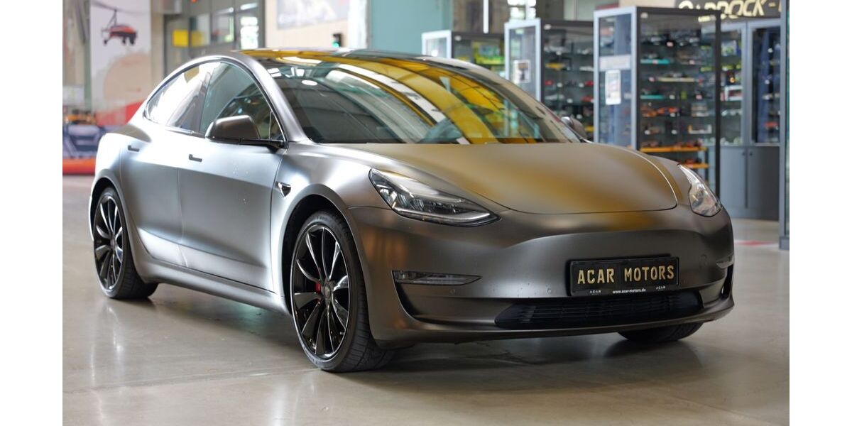 Tesla Model 3 145.000 km 23.900 &euro; München 80939