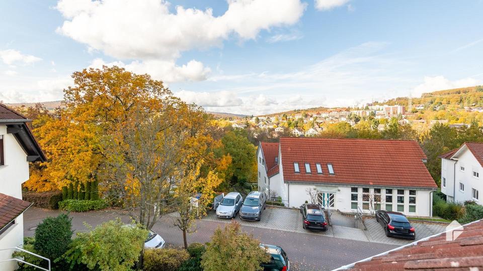 Maisonettenwohnung Niedernhausen - 3.5 Zimmer, 140 m&sup2;, 1.800&euro; | Angebot:26315974