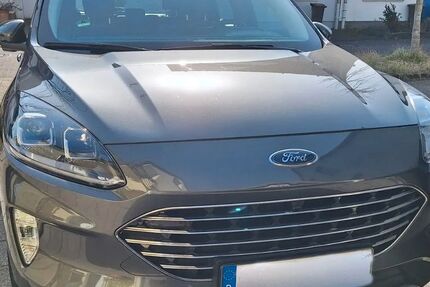 Ford Kuga 49.867 km 22.222 &euro; Köln 51061