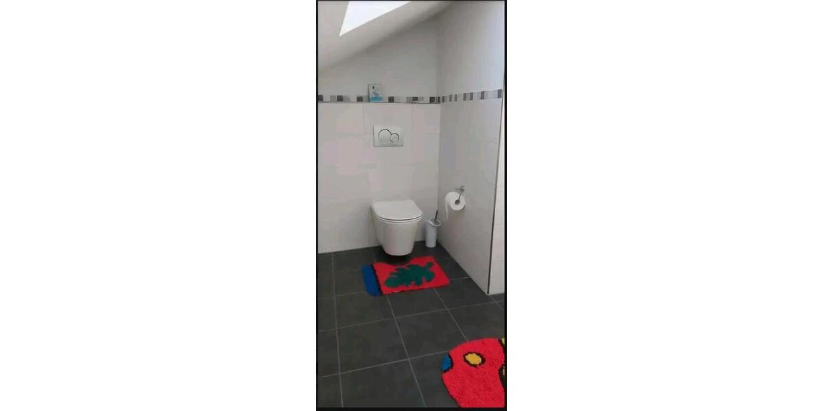 Dachgeschoßwohnung Leimersheim - 3 Zimmer, 1.200&euro; | Angebot:23295627