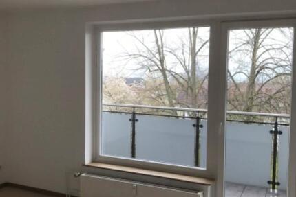 Helle 3-Zimmer Wohnung mit Balkon und neuen Bodenbelägen zu vermieten