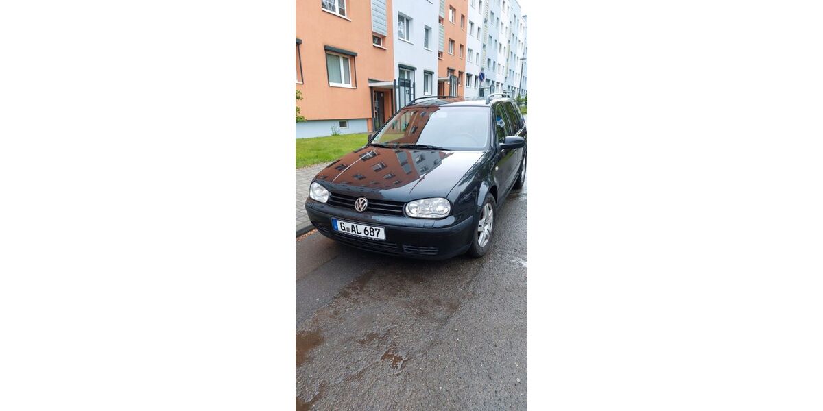 VW Golf 260.300 km 1.990 &euro; Gera 07549