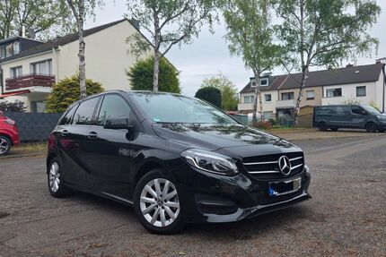 Mercedes B 180