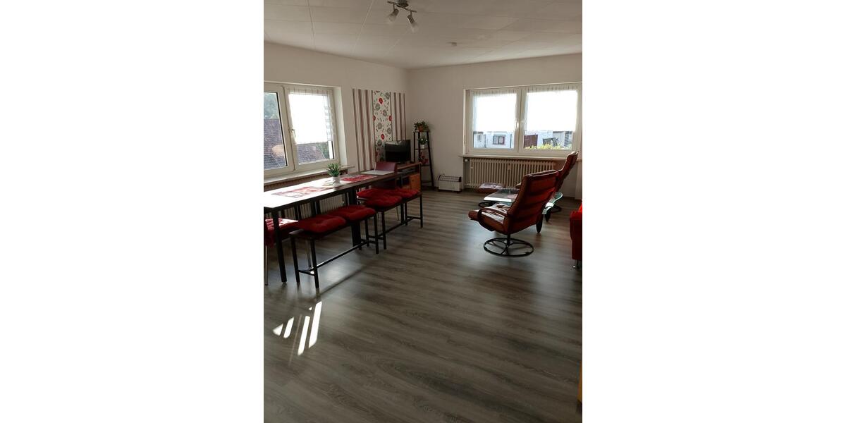 Etagenwohnung Burkardroth - 4 Zimmer, 126 m&sup2;, 60&euro; | Angebot:25636562