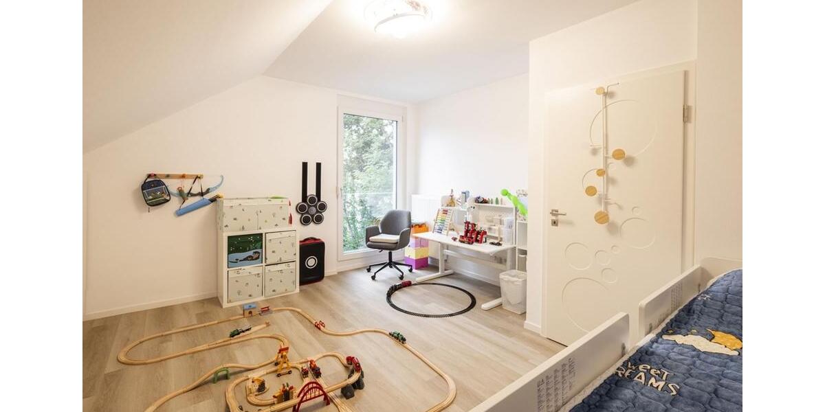 Reihenhaus Horgau - 5.5 Zimmer, 142 m&sup2;, 1.648&euro; | Angebot:22964988