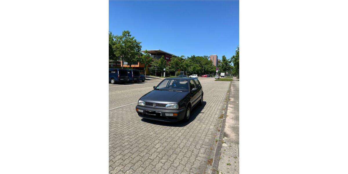 VW Golf 117.000 km 2.999 &euro; Karlsruher 76137