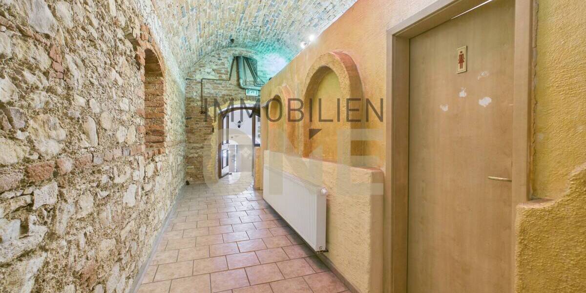 Mehrfamilienhaus, Wohnhaus Schierling - 4 Zimmer, 127 m&sup2;, 160.000&euro; | Angebot:26391577