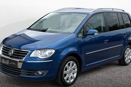 VW Touran 218.700 km 4.500 &euro; Göppingen 73037