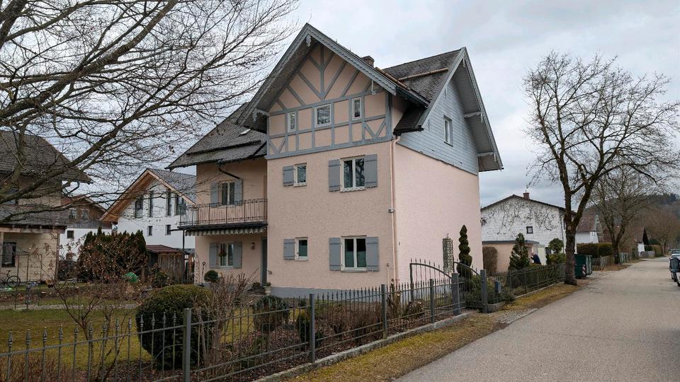 Einfamilienhaus Feldkirchen-Westerham Westerham - 7 Zimmer, 220 m&sup2;, 2.950&euro; | Angebot:25305017