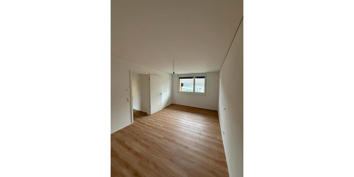 Etagenwohnung Murg - 2.5 Zimmer, 80 m&sup2;, 990&euro; | Angebot:25379648