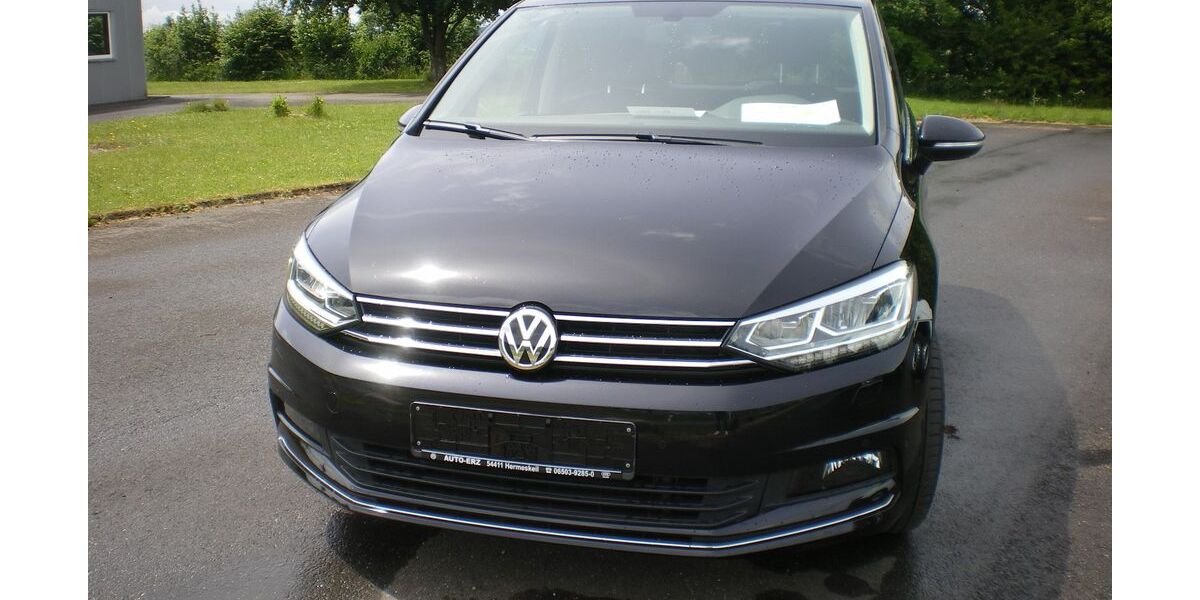 VW Touran 141.415 km 16.500 &euro; Hermeskeil 54411