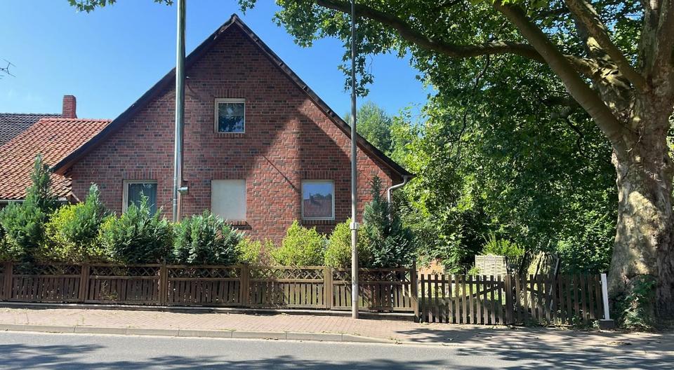 Einfamilienhaus Boffzen - 8 Zimmer, 1.000 m&sup2;, 129.000&euro; | Angebot:26416224