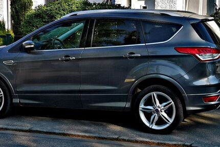 Ford Kuga 111.000 km 9.700 &euro; Alling bei München 82239