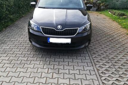 Skoda Fabia 133.200 km 7.900 &euro; Falkenstein 93167